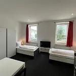 Monteurzimmerking Leipzig-west Apartment