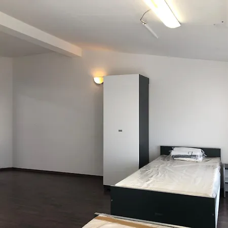 Monteurzimmerking Leipzig-west דירה *